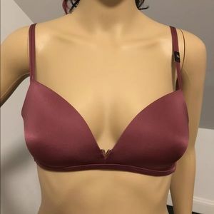 Victoria Secret Bra VS NEW with tags Burgundy Color Size 32C